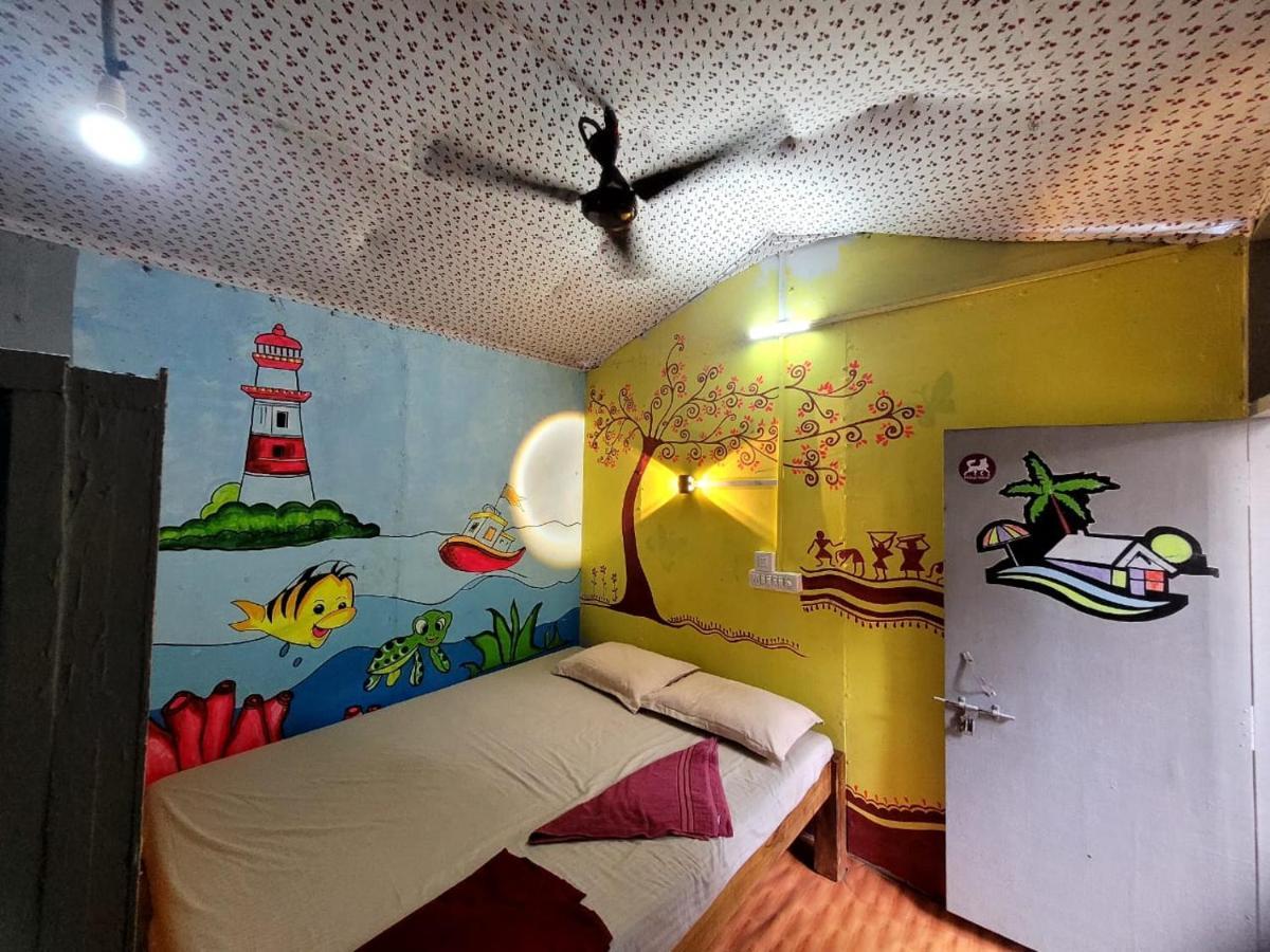 Om D S Cafe 51 & Beach Stay Gokarna  Luaran gambar
