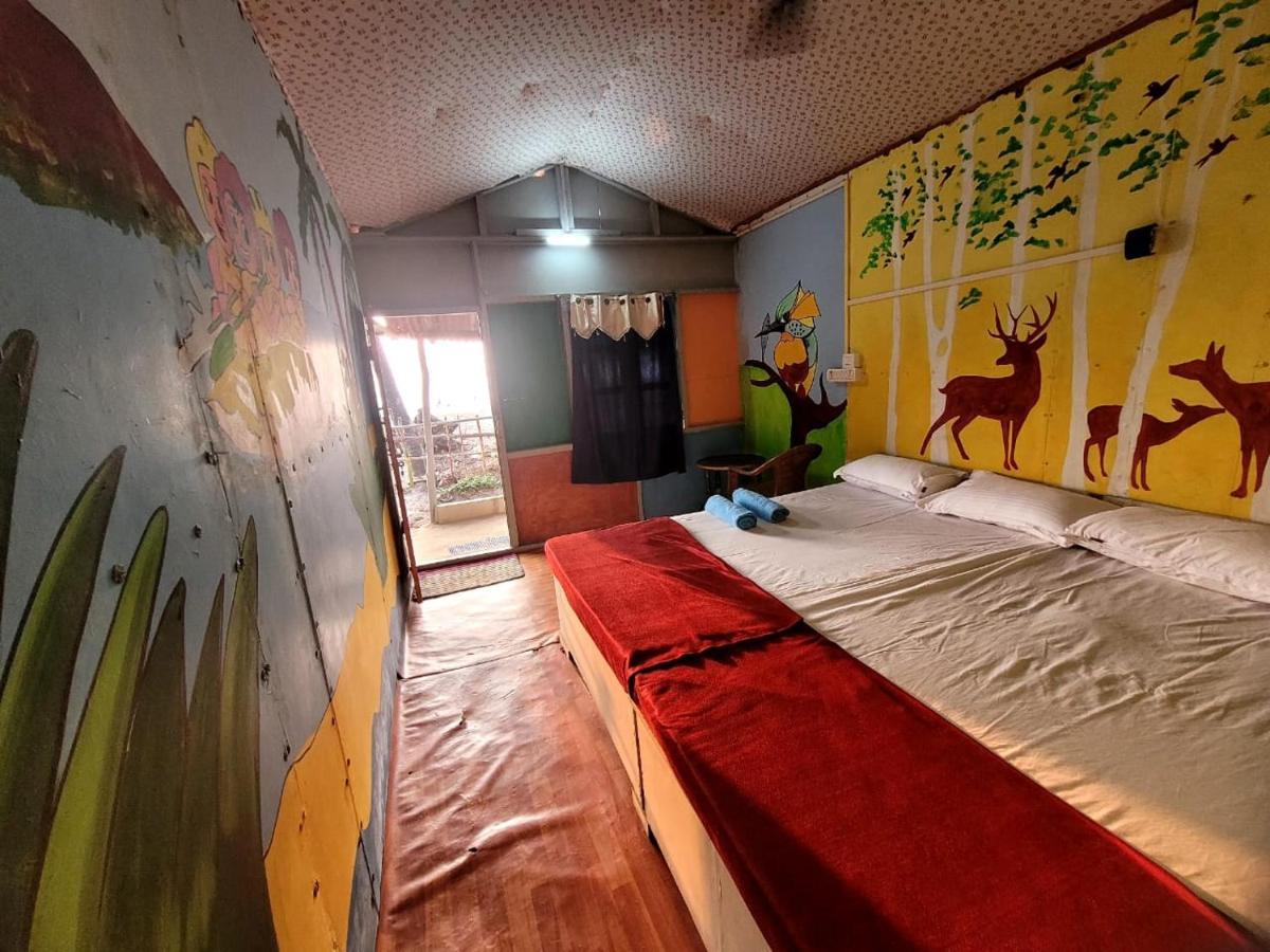 Om D S Cafe 51 & Beach Stay Gokarna  Luaran gambar